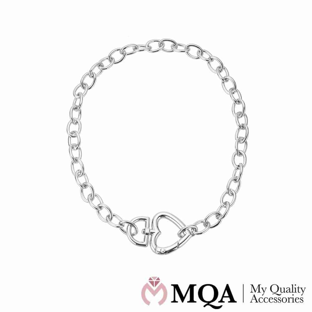 Sølvfarget halskjede