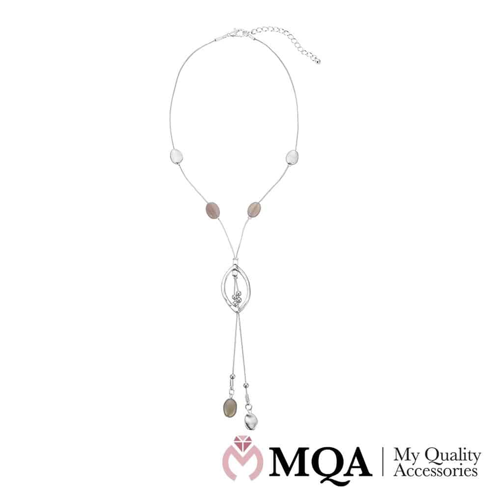 Sølvfarget halskjede