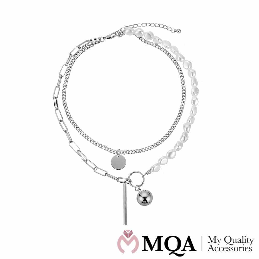 Sølvfarget halskjede