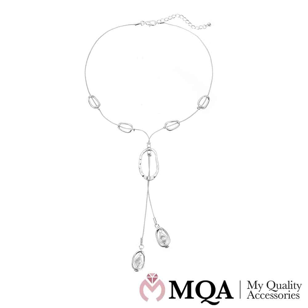 Sølvfarget halskjede