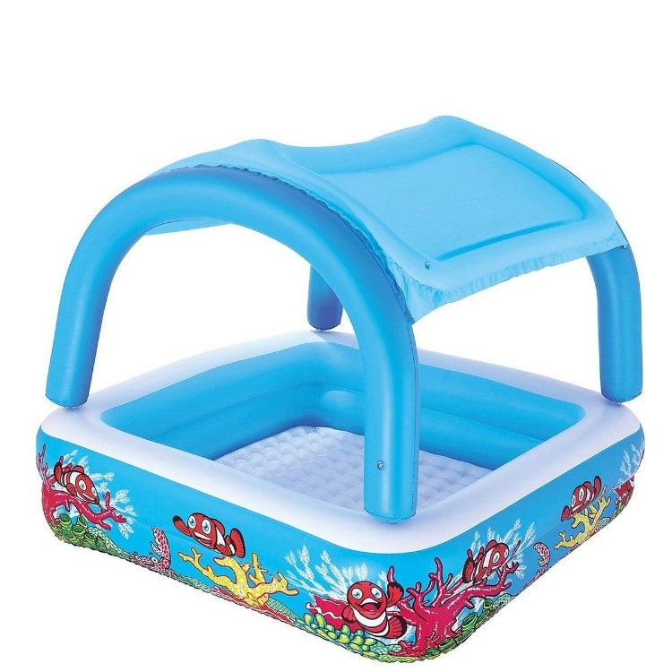 Basseng med “soltak” fra Bestway