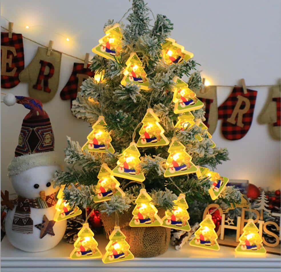 LED-lyskjede 2 meter med Juletre og Julenissen (10 stk)
