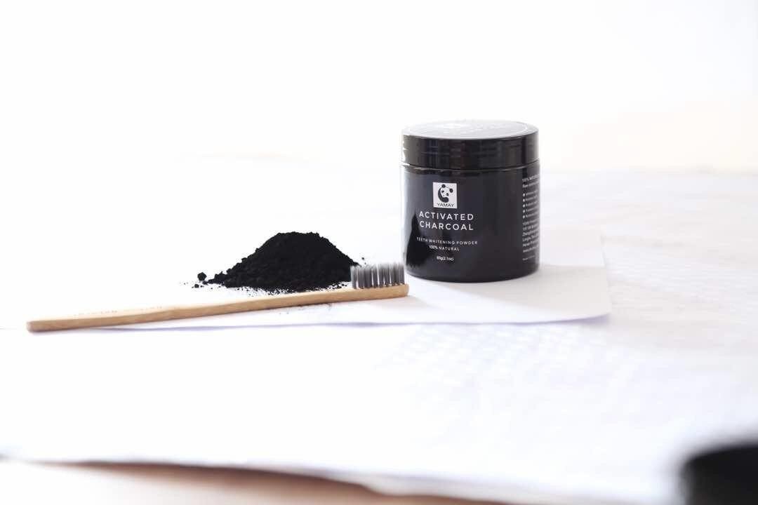 Teeth whitening / c (tandblegning uden kemikalier)