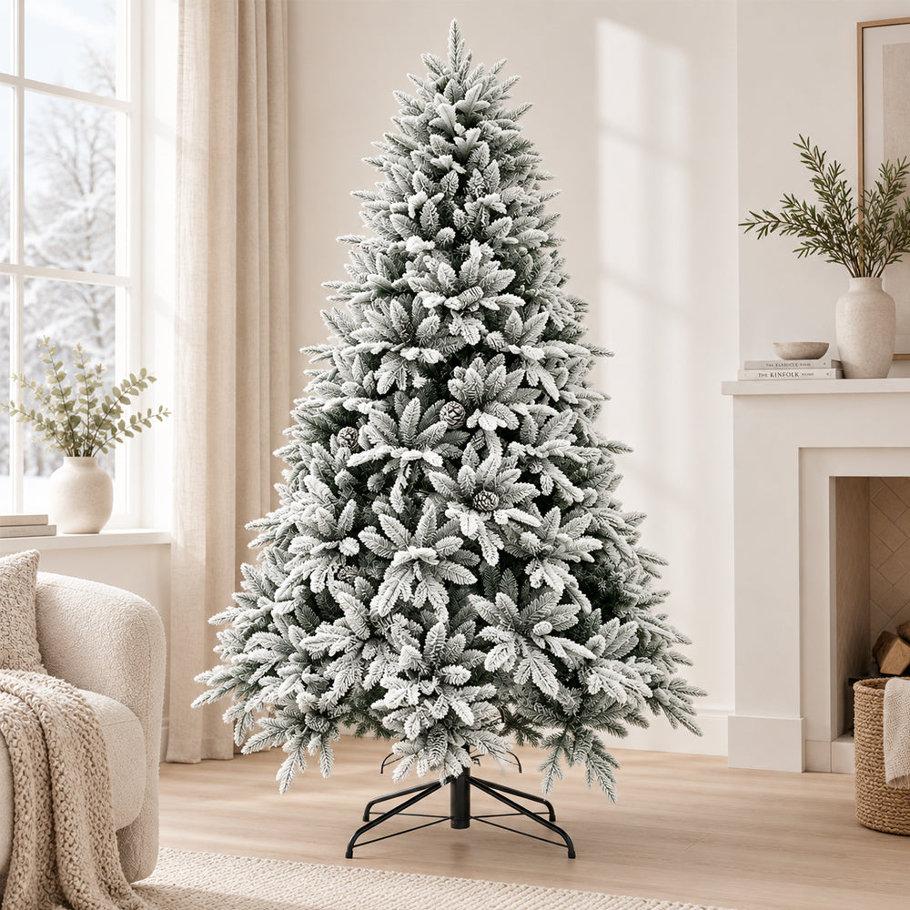 Nordic Snow juletre – snødekket med kongler – 150, 180 og 210 cm