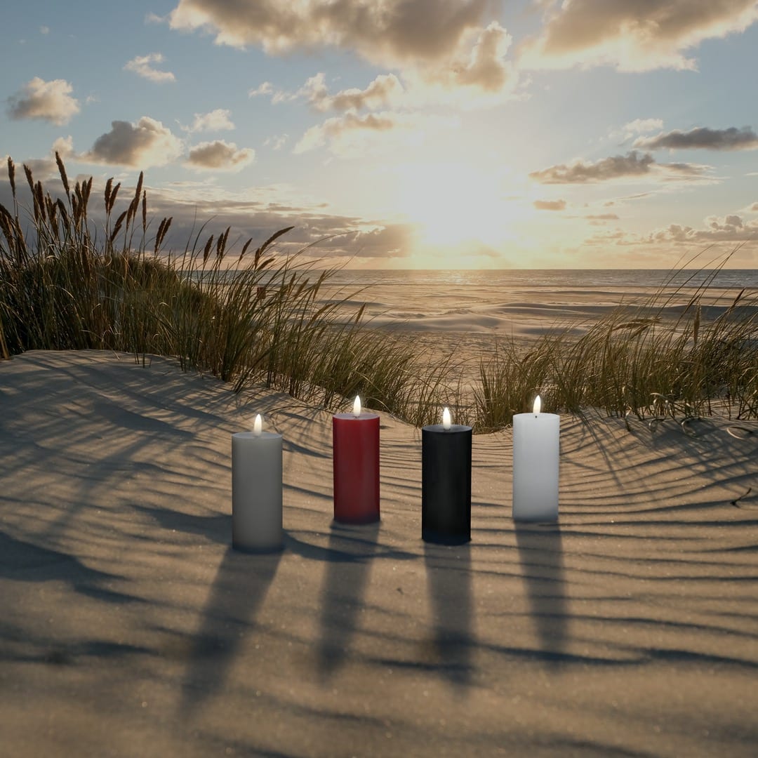 LED stearinlys - 1 stk. - ø5 x 20 cm - m/3D flamme - (flere farger)