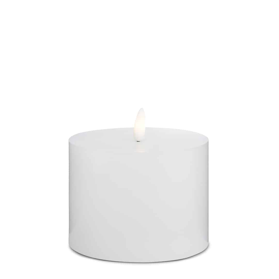 LED stearinlys - 1 stk. - ø10 x 10 cm - m/3D flamme - (flere farger)