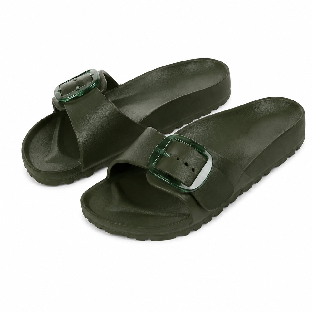 Lette slippers til kvinner – behagelige sommersandaler med spenne