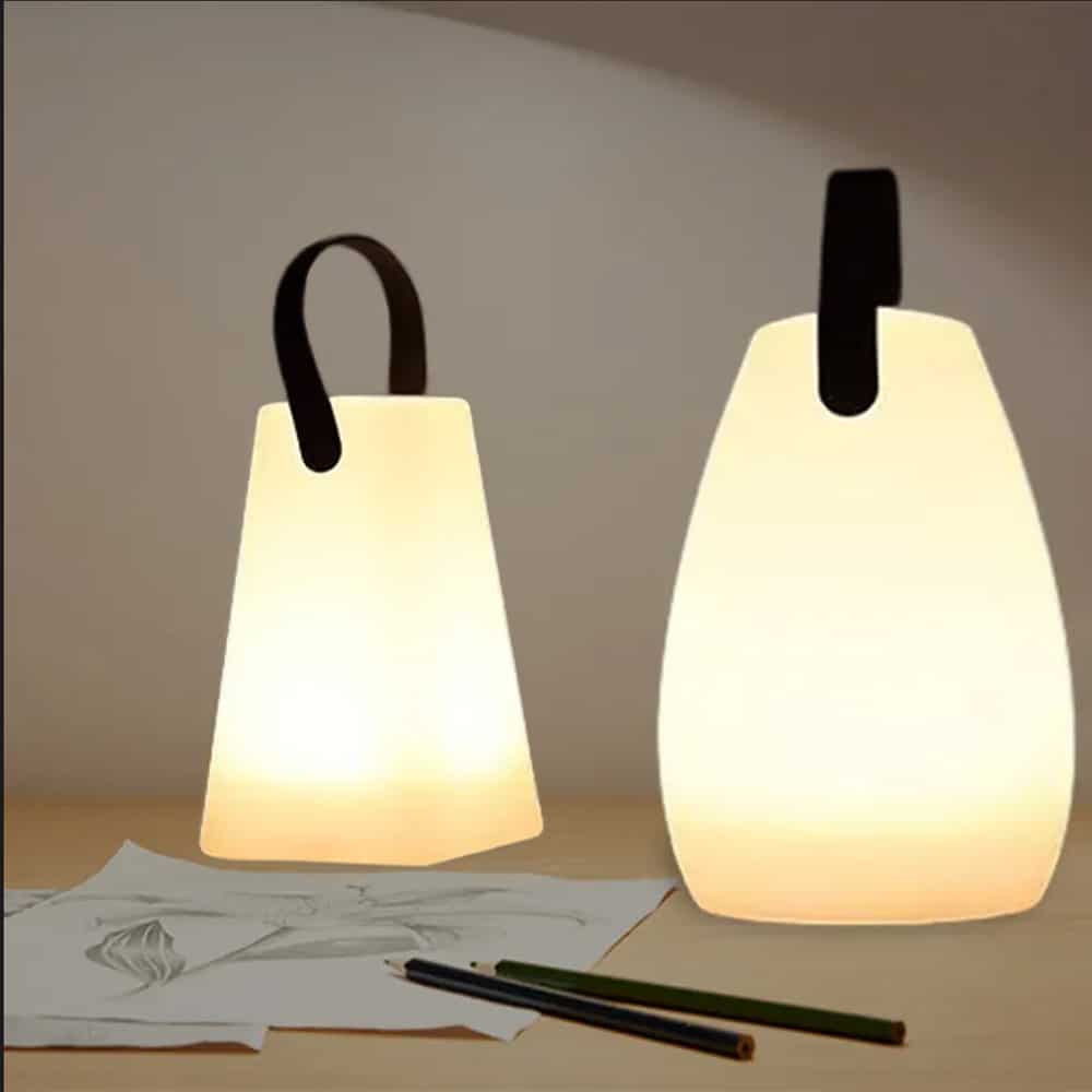 LED-bordlampe med hank – firkantet eller oval – RGB-fargeskift