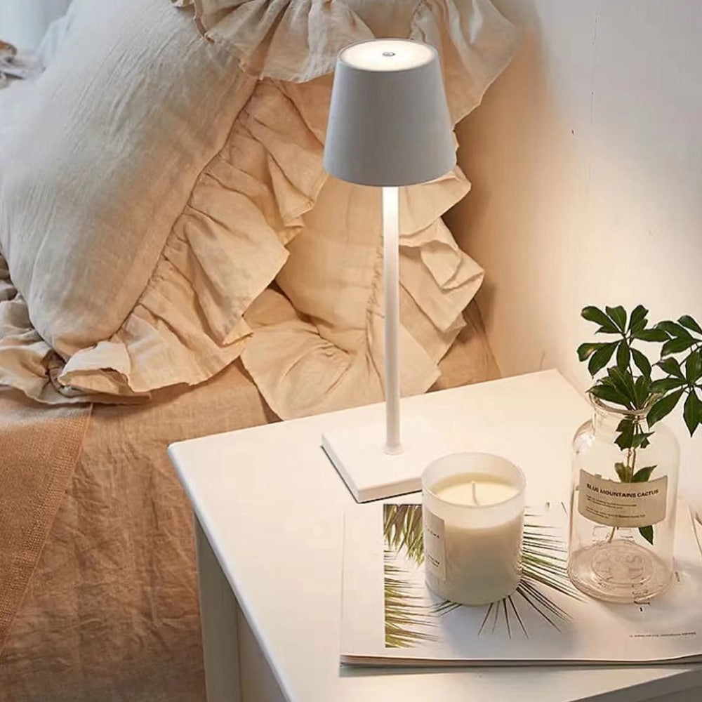 Bordlampe LED med touch - ledningsfri - 4 farger