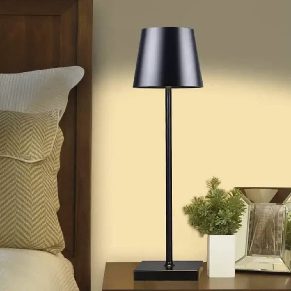 Bordlampe LED med touch - ledningsfri - 4 farger