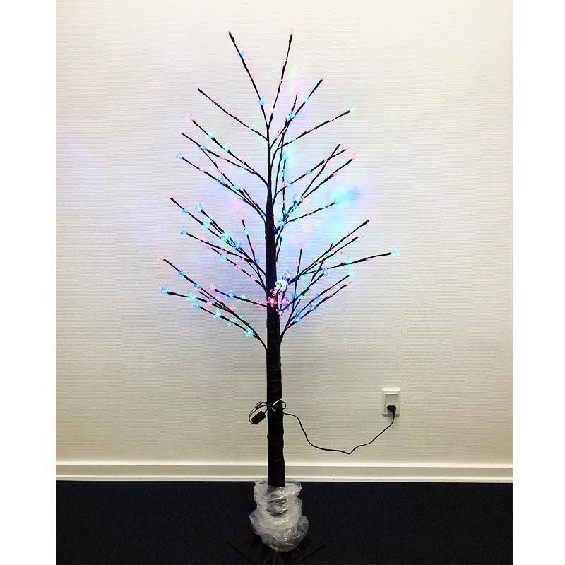 Juletræ i plastik med multifarvet lys der blinker